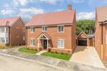 4 bedroom detached house to rent