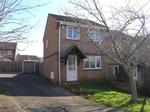 3 bedroom semi-detached house to rent