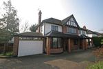 6 bedroom detached house to rent