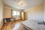 6 bedroom terraced house to rent