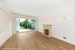 4 bedroom detached house to rent