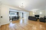 5 bedroom detached house to rent