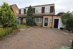 3 bedroom semi-detached house to rent