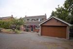 4 bedroom detached house to rent