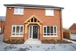 4 bedroom detached house to rent