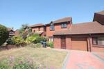 3 bedroom semi-detached house to rent