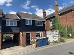 4 bedroom link detached house to rent