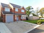 4 bedroom detached house to rent