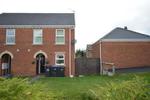 3 bedroom semi-detached house to rent