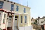 3 bedroom end of terrace house to rent