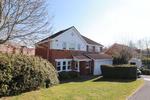 5 bedroom detached house to rent