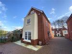 4 bedroom detached house to rent