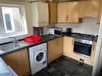 6 bedroom end of terrace house to rent