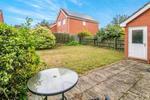 1 bedroom detached house to rent