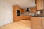 3 bedroom semi-detached house to rent