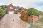 6 bedroom detached house to rent