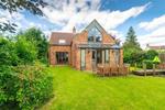 4 bedroom detached house to rent