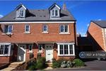 4 bedroom semi-detached house to rent