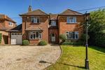 5 bedroom detached house to rent