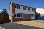 3 bedroom semi-detached house to rent