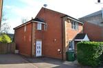 3 bedroom semi-detached house to rent