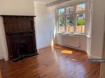 3 bedroom semi-detached house to rent