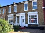 Studio flat to rent