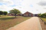 3 bedroom detached bungalow to rent