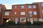 3 bedroom end of terrace house to rent