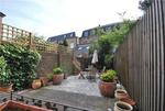 3 bedroom end of terrace house to rent