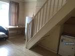 1 bedroom flat share to rent