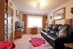 1 bedroom ground floor flat for sale